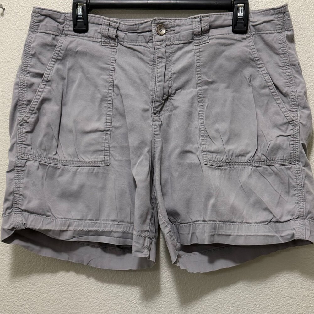 Lee Straight fit gray shorts, front back pockets, 12 Reg